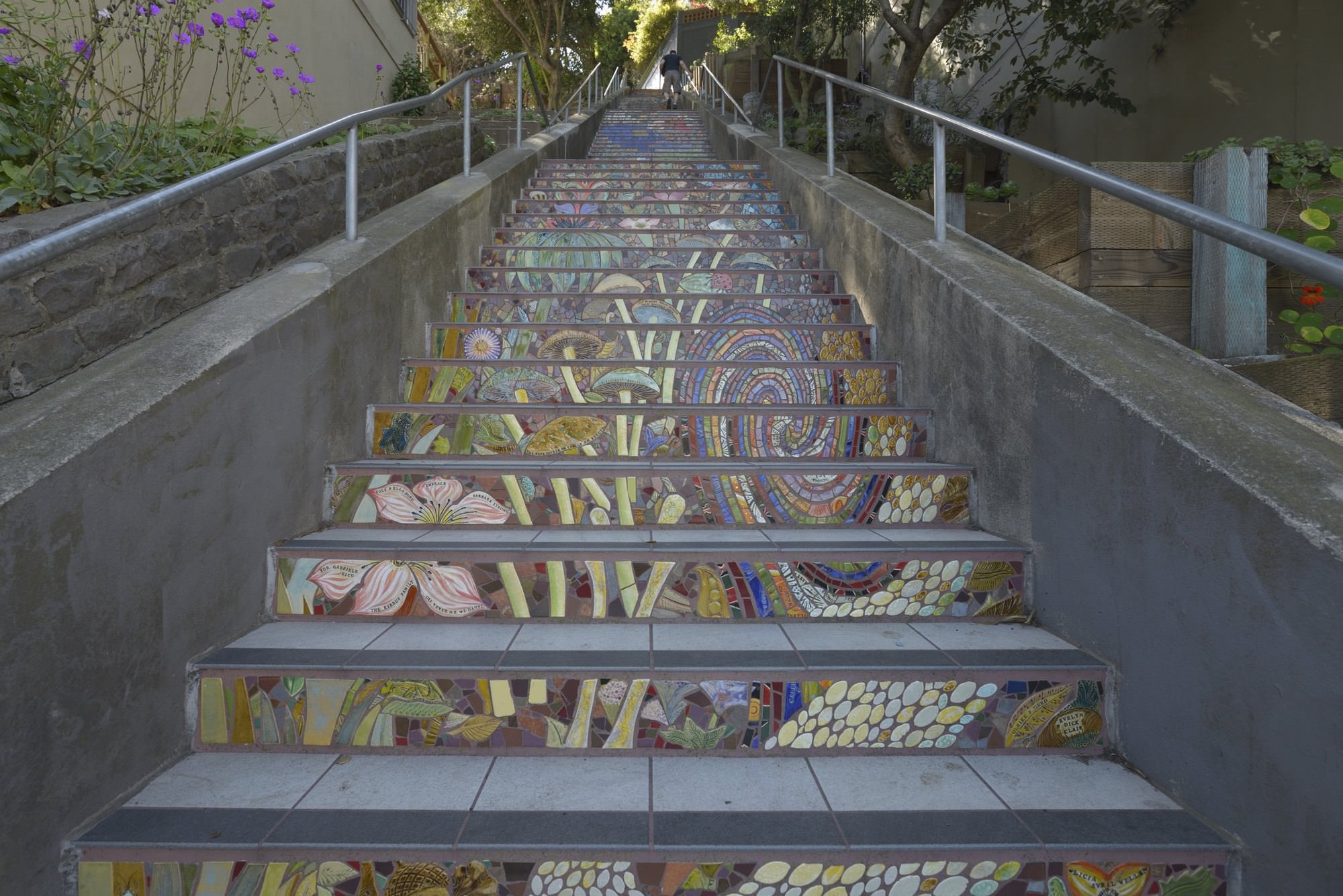 サンフランシスコのサンセット地区とモザイク階段のアート ニュータウン スケッチ